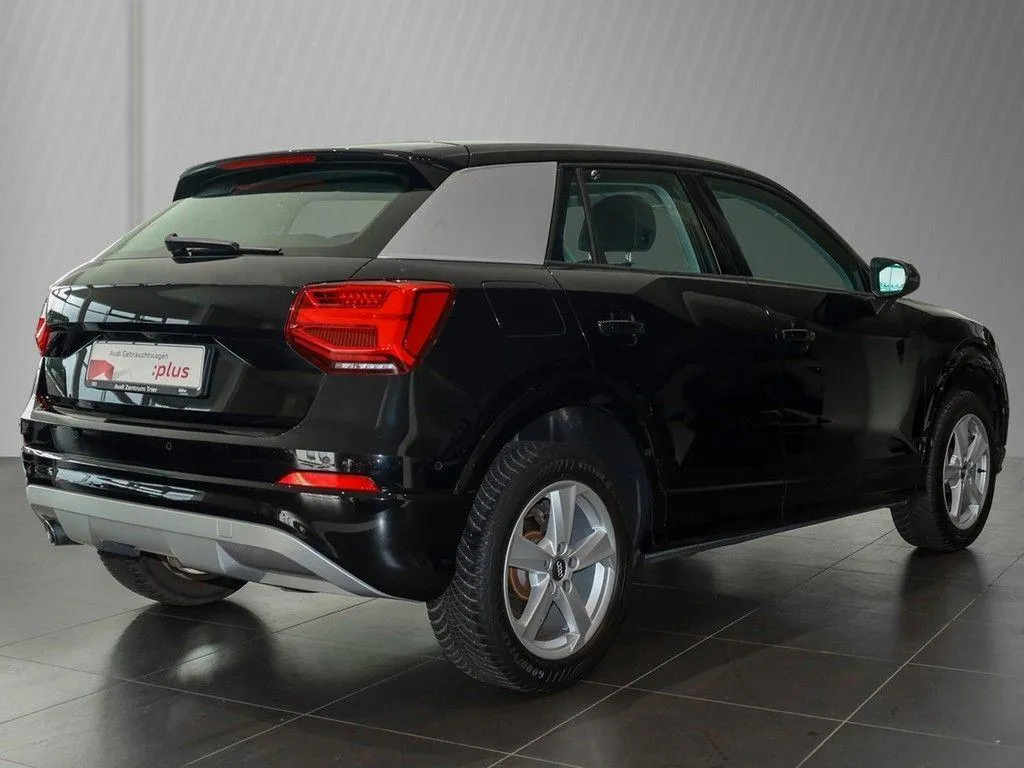 AUDI Q2 30 TDI Admired Image 2