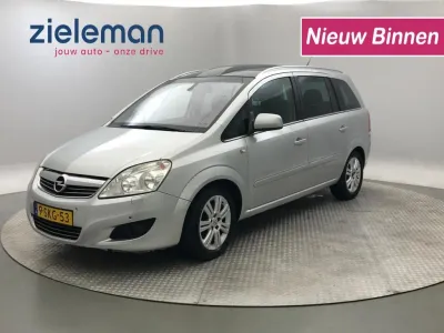 Opel Zafira 1.7 CDTI Cosmo 7 persoons Panorama Navi Leer